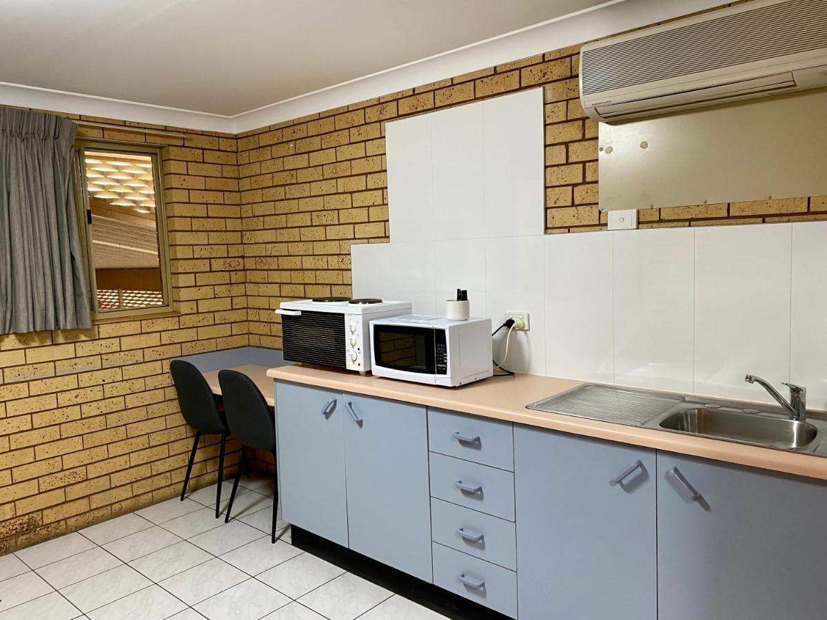 Tallarook Motor Inn Dubbo Kültér fotó
