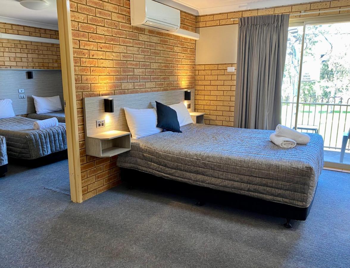 Tallarook Motor Inn Dubbo Kültér fotó