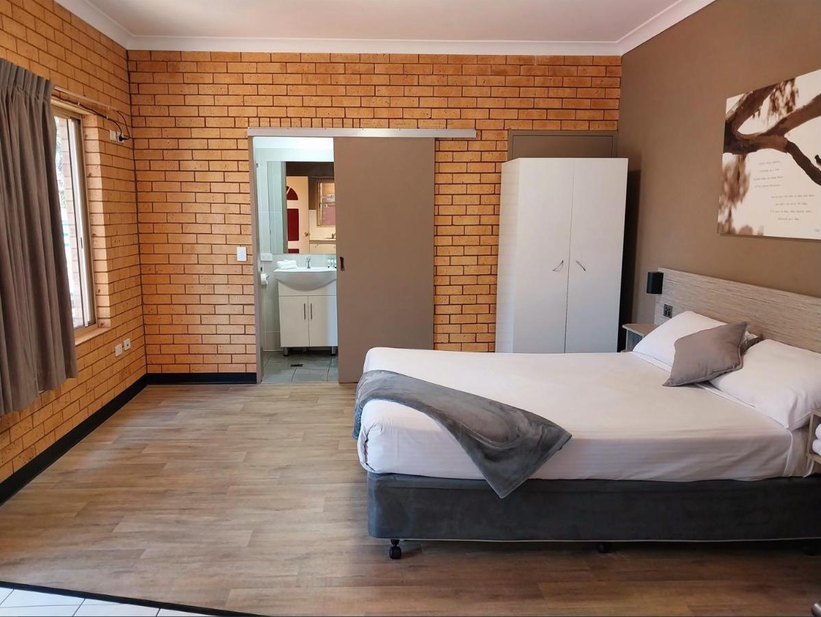 Tallarook Motor Inn Dubbo Kültér fotó