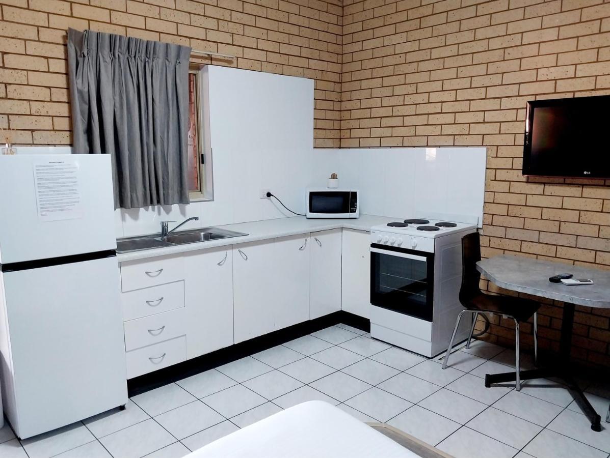 Tallarook Motor Inn Dubbo Kültér fotó