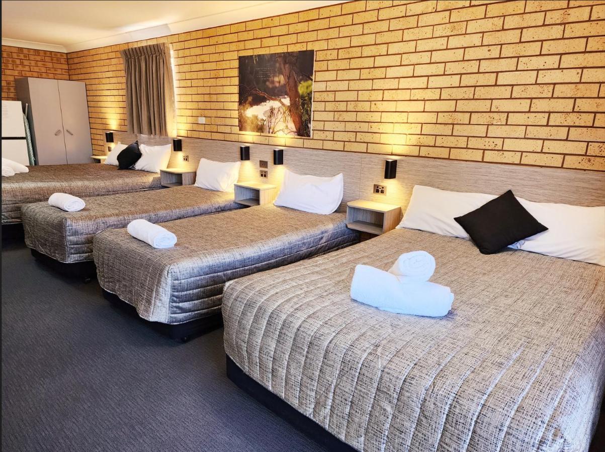 Tallarook Motor Inn Dubbo Kültér fotó